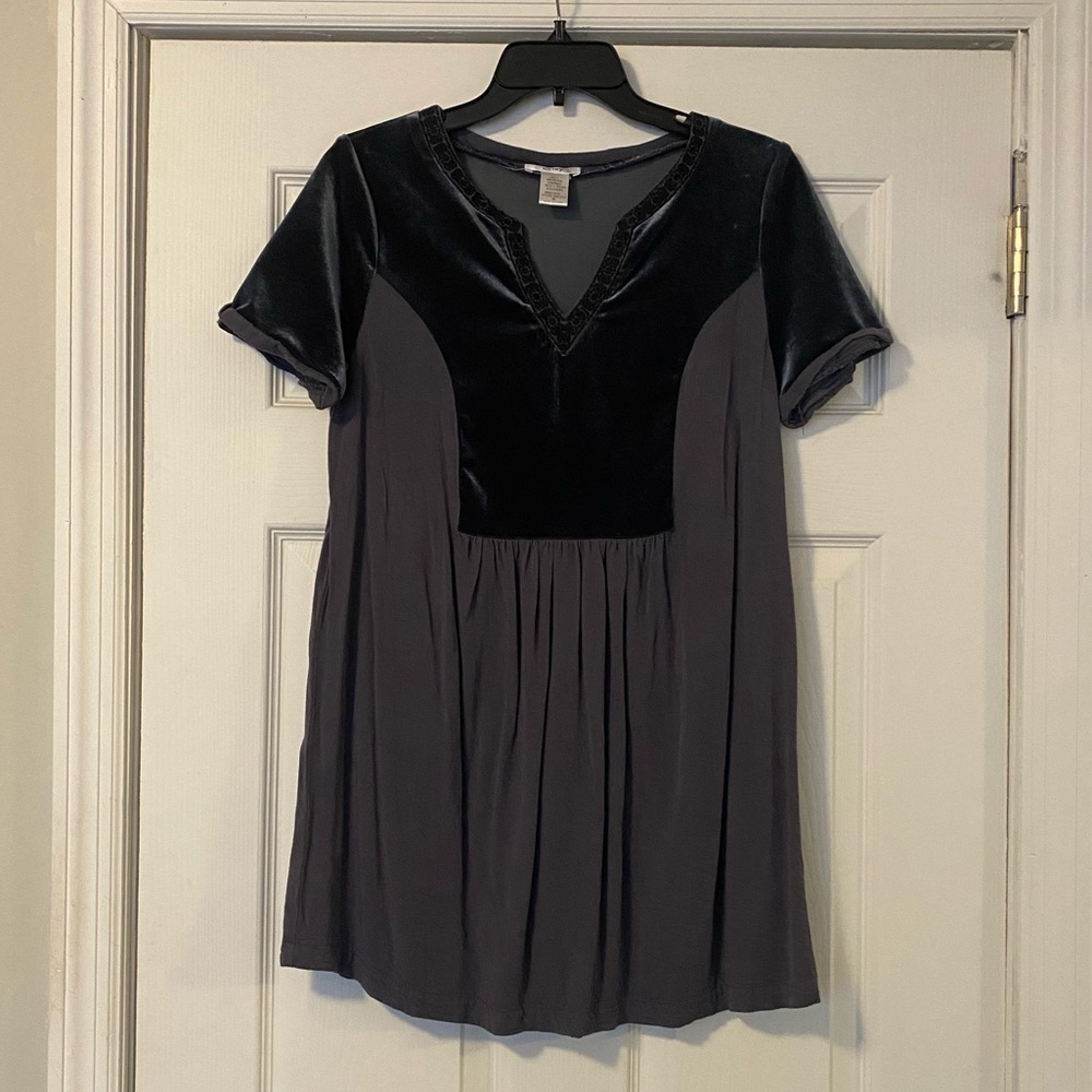 ESLEY Grey Velvet Embroidery Detail Blouse